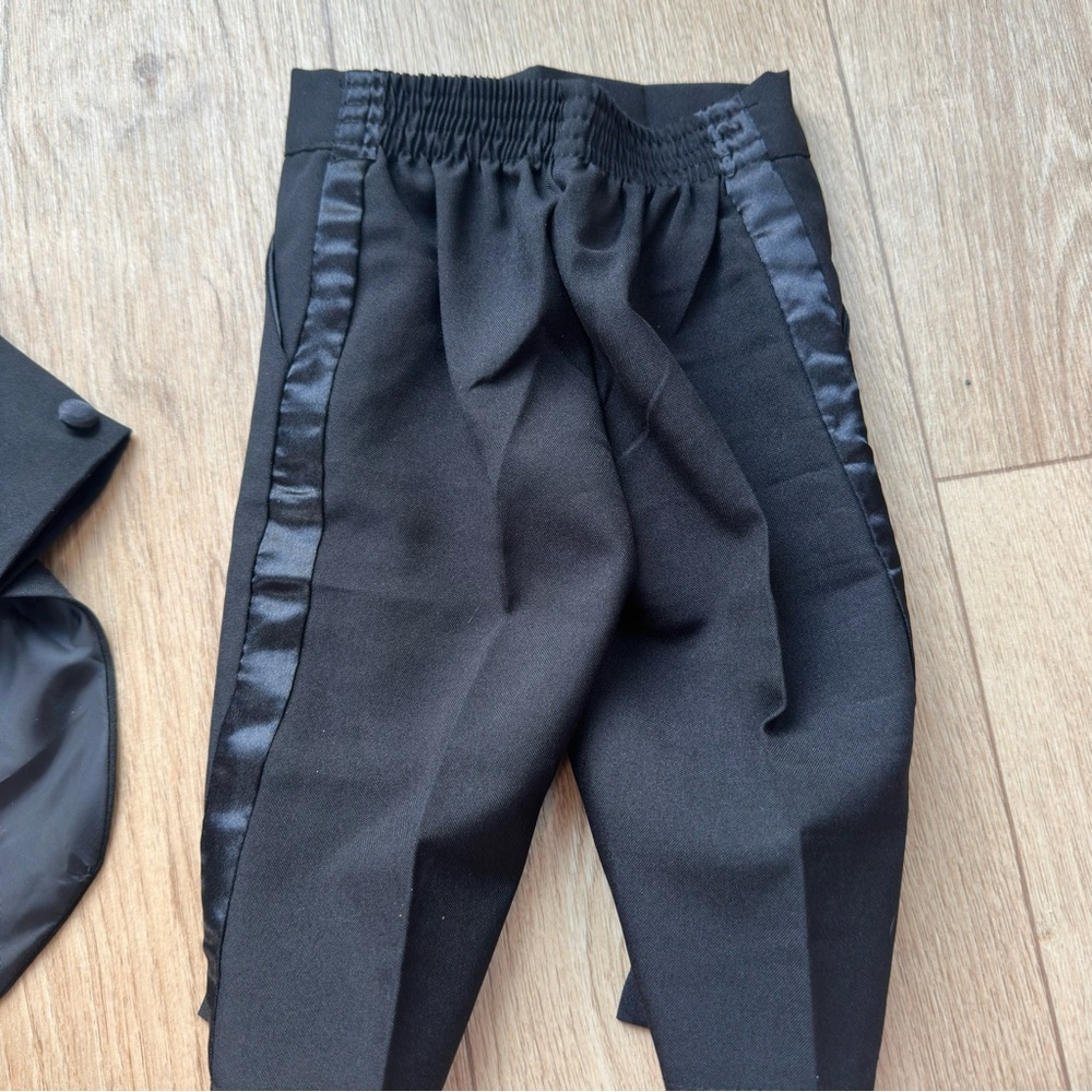 Weikexi Baby Boy 3M Black 4 Piece Suit Formal Tuxedo Set, Like New - Picture 5 of 8